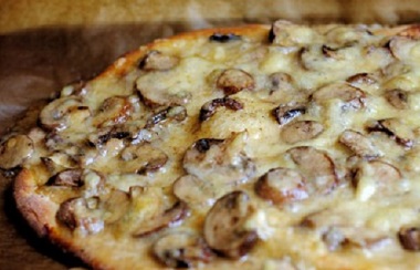 Gombás pizza recept egyszerűen